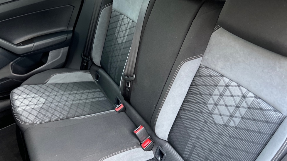 Used Volkswagen Taigo 2024 for sale - 76452132: Photo 15