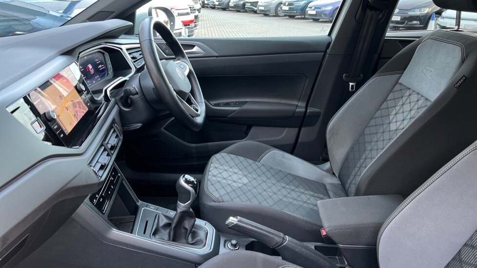 Used Volkswagen Taigo 2024 for sale - 76452132: Photo 28