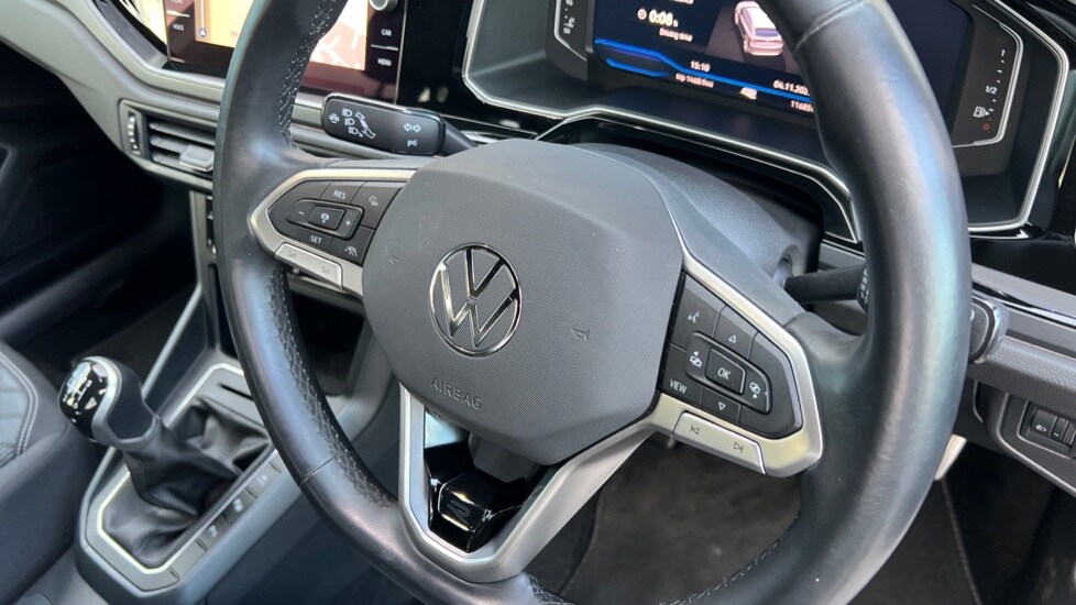 Used Volkswagen Taigo 2024 for sale - 76452132: Photo 43