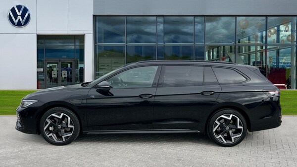 Used Volkswagen Passat 2025 for sale - 76312056: Photo 9