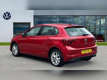 Used Volkswagen Polo 2022 for sale - 76452368: Photo