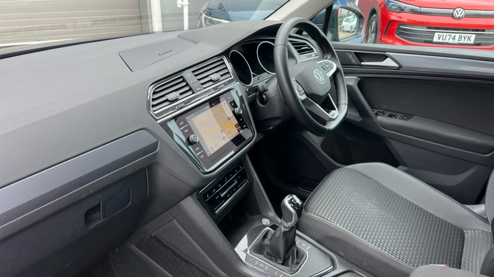 Used Volkswagen Tiguan 2022 for sale - 76086892: Photo 2