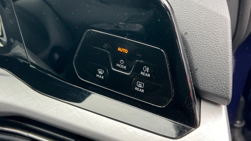 Used Volkswagen Golf 2023 for sale - 76276414: Photo 32