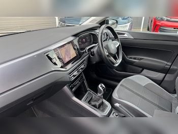 Used Volkswagen Polo 2022 for sale - 76014922: Photo 2
