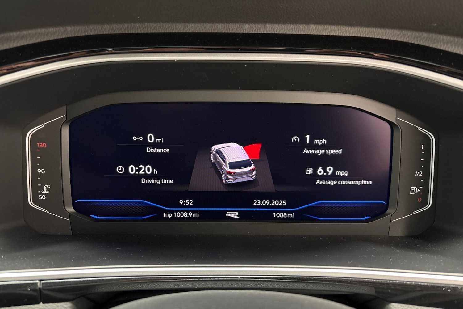 Used Volkswagen T-Roc 2025 for sale - 76874125: Photo 11