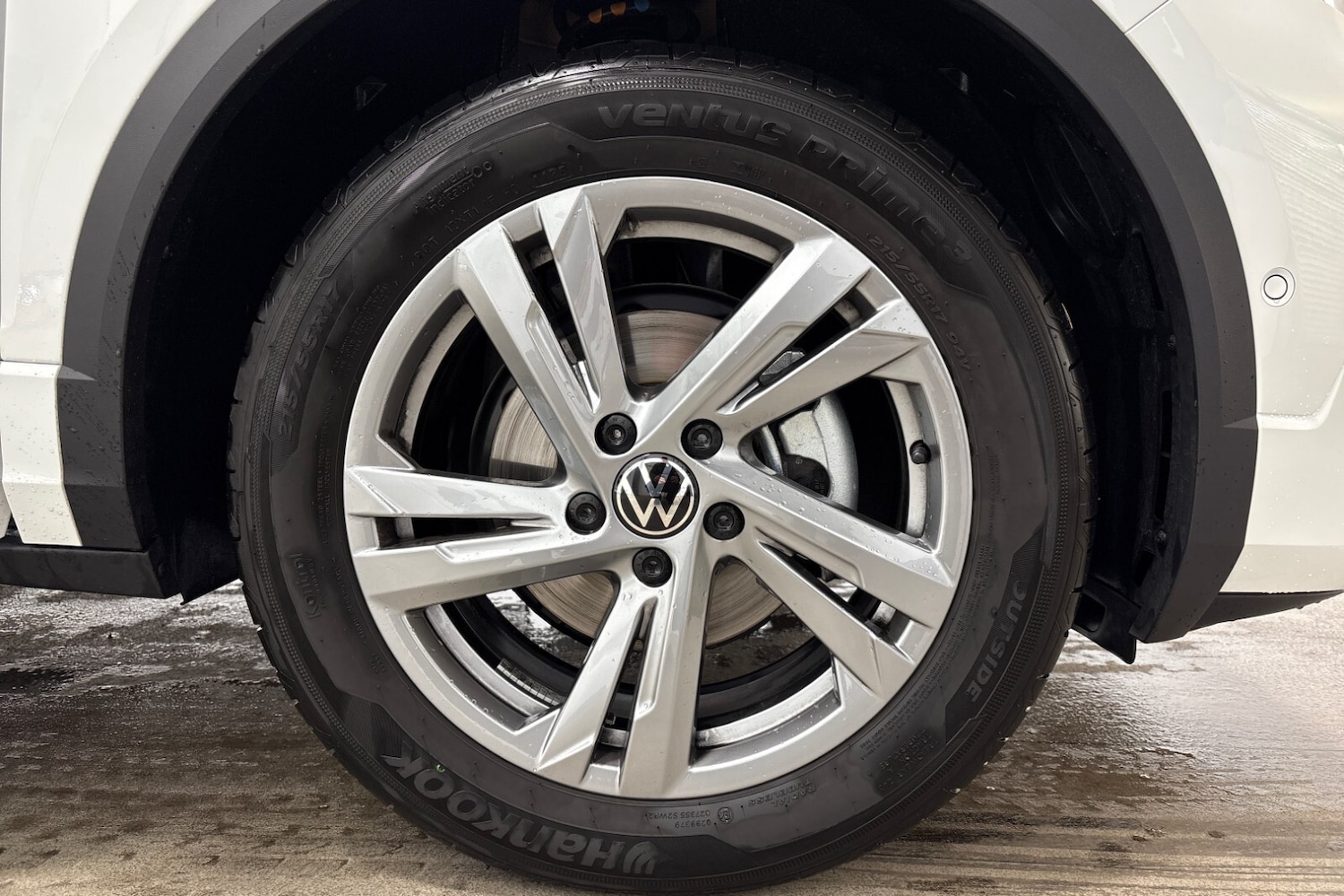 Used Volkswagen T-Roc 2025 for sale - 76874125: Photo 5