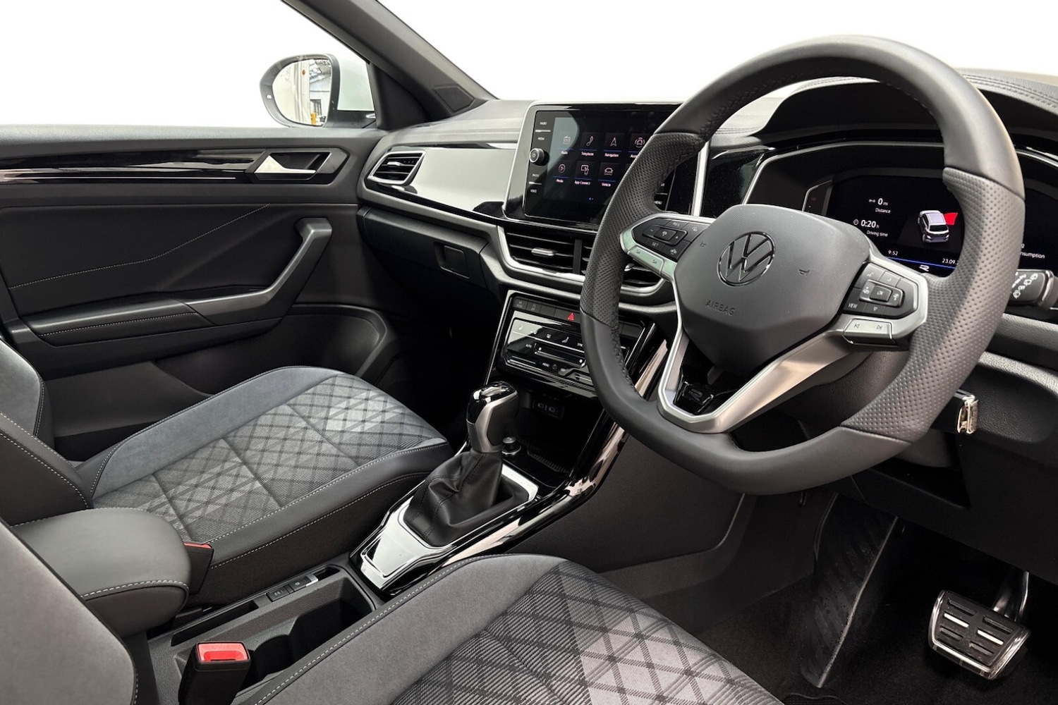 Used Volkswagen T-Roc 2025 for sale - 76874125: Photo 6