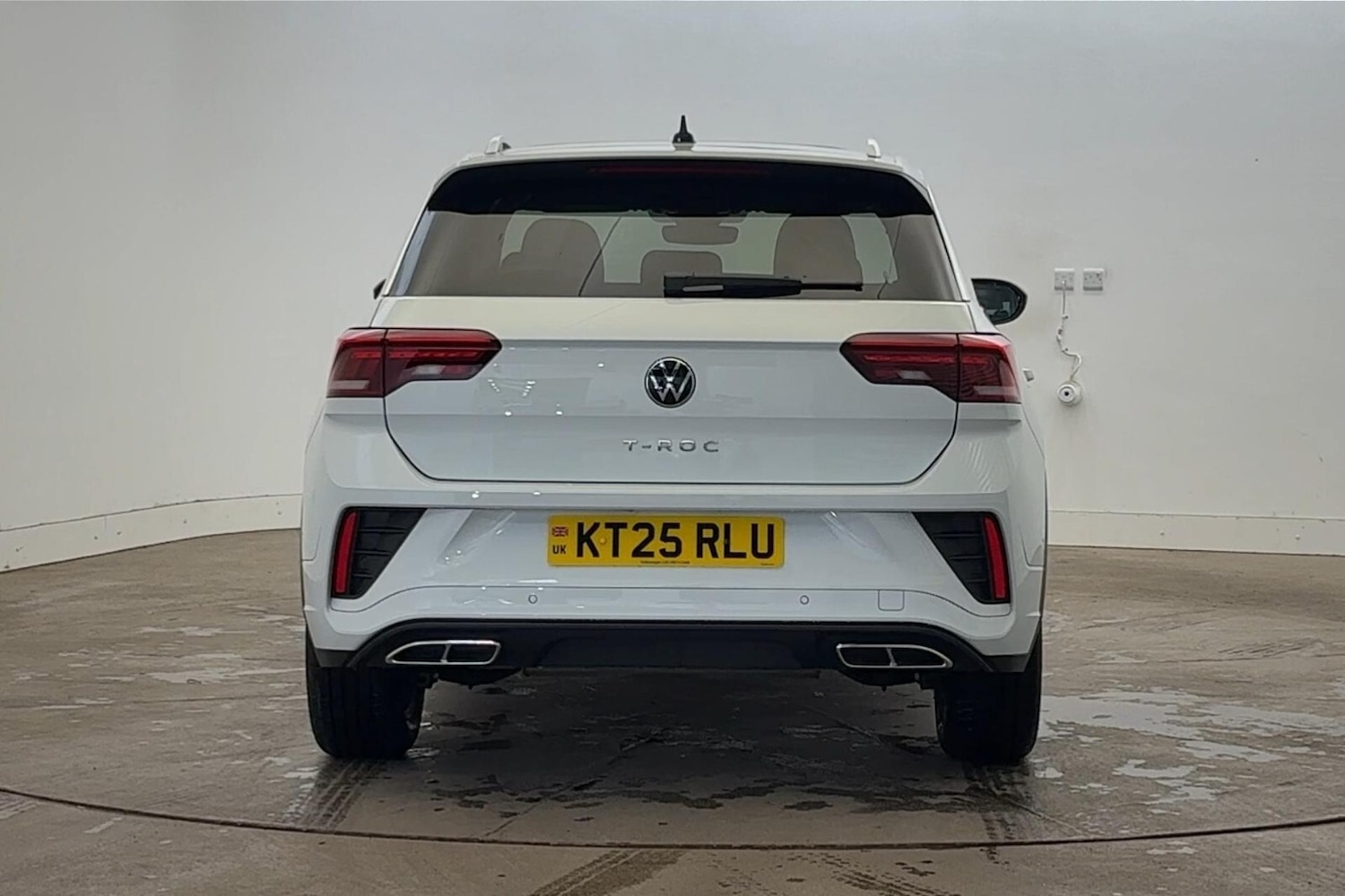 Used Volkswagen T-Roc 2025 for sale - 76874125: Photo 8