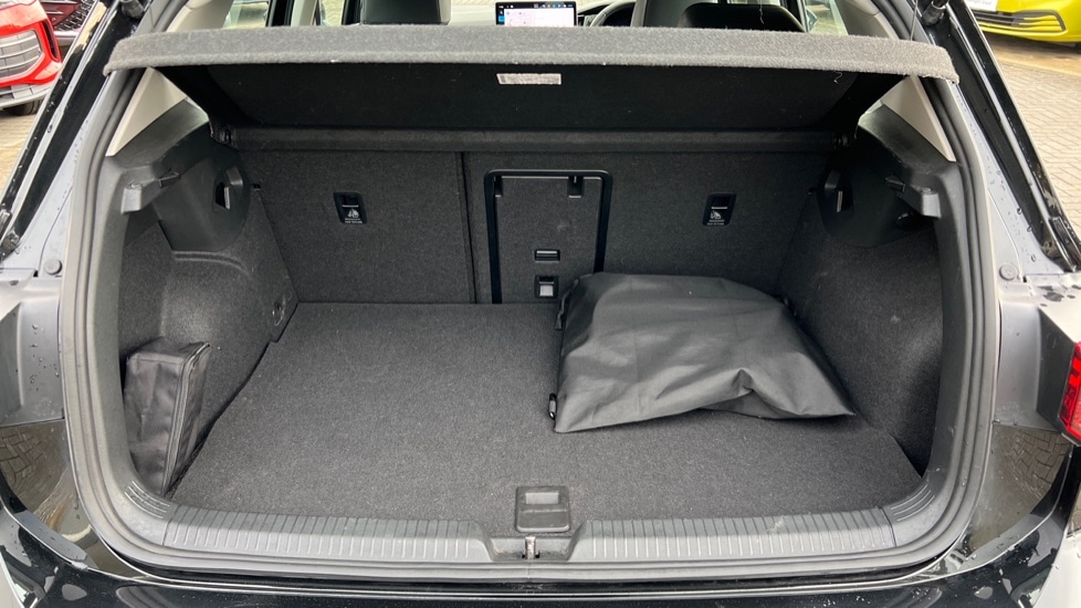 Used Volkswagen Golf 2024 for sale - 77036054: Photo 16