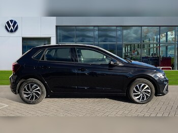 Used Volkswagen Polo 2024 for sale - 76660706: Photo