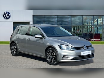 Volkswagen - Golf