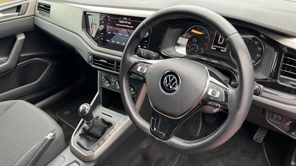 Used Volkswagen Polo 2021 for sale - 77057844: Photo 6