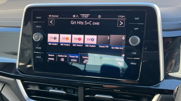 Used Volkswagen T-Roc 2025 for sale - 75843658: Photo 22