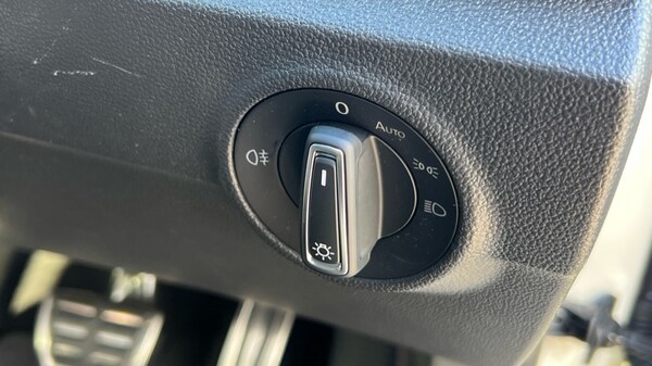 Used Volkswagen T-Roc 2025 for sale - 75843658: Photo 32