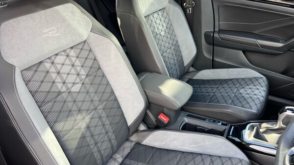 Used Volkswagen T-Roc 2025 for sale - 75843658: Photo 36
