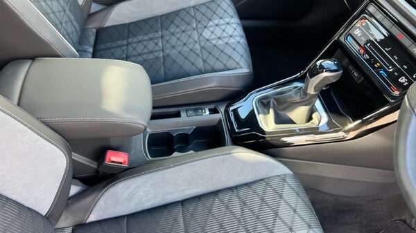 Used Volkswagen T-Roc 2025 for sale - 75843658: Photo 41