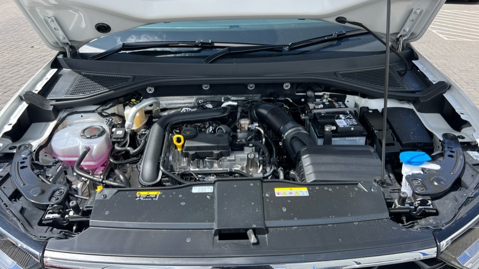 Used Volkswagen T-Roc 2025 for sale - 75910600: Photo 17