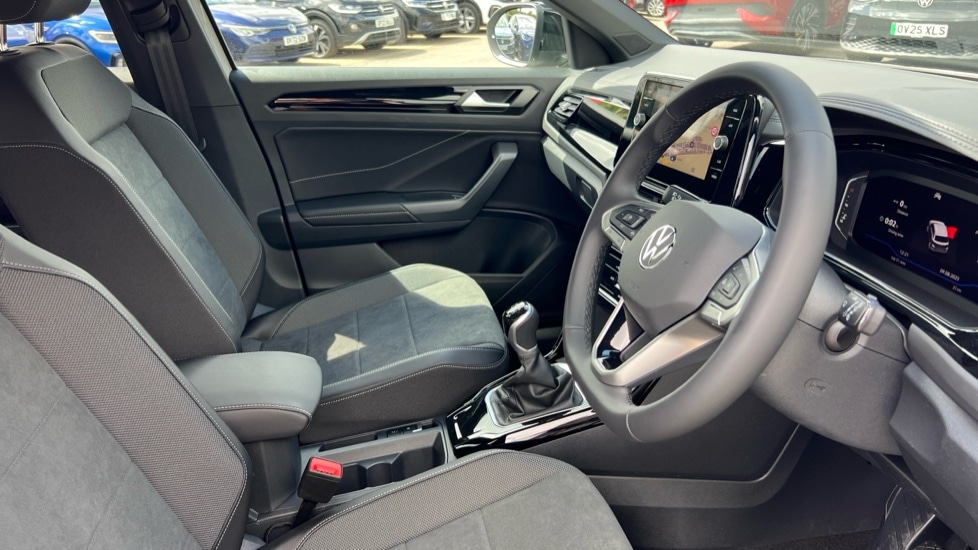 Used Volkswagen T-Roc 2025 for sale - 75910600: Photo 26