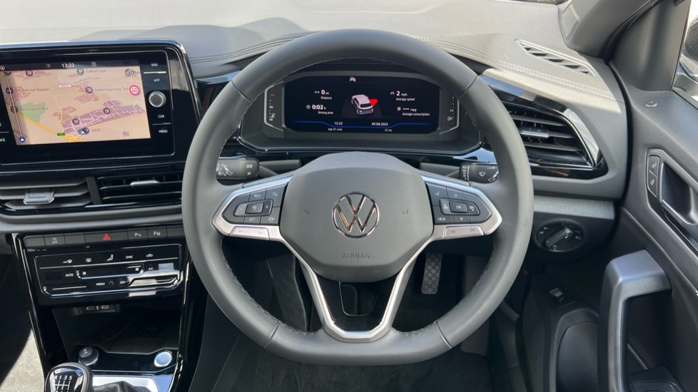 Used Volkswagen T-Roc 2025 for sale - 75910600: Photo 27