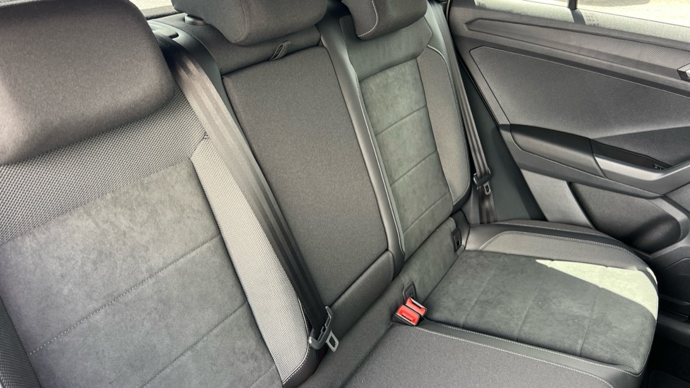 Used Volkswagen T-Roc 2025 for sale - 75910600: Photo 38
