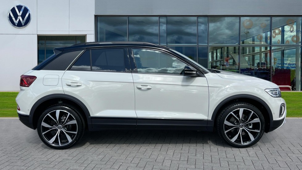 Used Volkswagen T-Roc 2025 for sale - 75910600: Photo 4