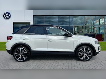 Used Volkswagen T-Roc 2025 for sale - 75910600: Photo 4