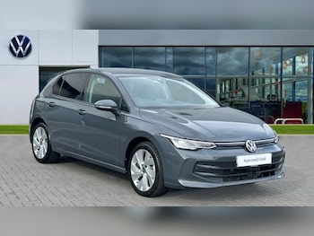 Used Volkswagen Golf 2024 for sale - 75758771: Photo