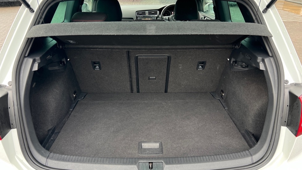 Used Volkswagen Golf 2017 for sale - 76881924: Photo 16