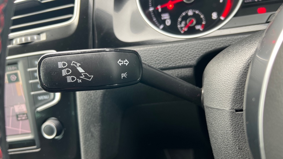 Used Volkswagen Golf 2017 for sale - 76881924: Photo 39