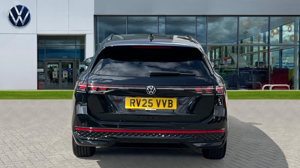 Used Volkswagen Passat 2025 for sale - 76021898: Photo 11