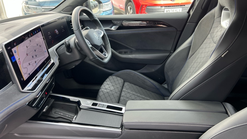 Used Volkswagen Passat 2025 for sale - 76021898: Photo 28