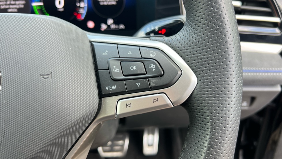 Used Volkswagen Passat 2025 for sale - 76021898: Photo 31