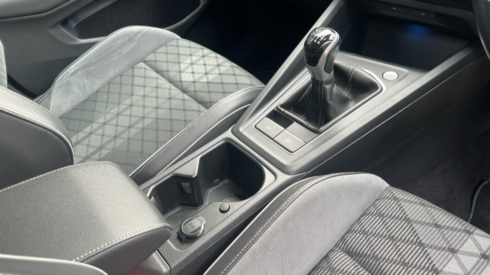 Used Volkswagen Golf 2020 for sale - 76452153: Photo 24