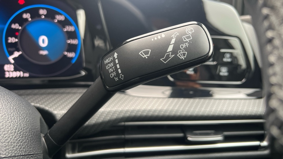 Used Volkswagen Golf 2020 for sale - 76452153: Photo 35