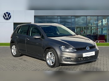 Volkswagen - Golf