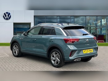 Used Volkswagen T-Roc 2025 for sale - 76452265: Photo