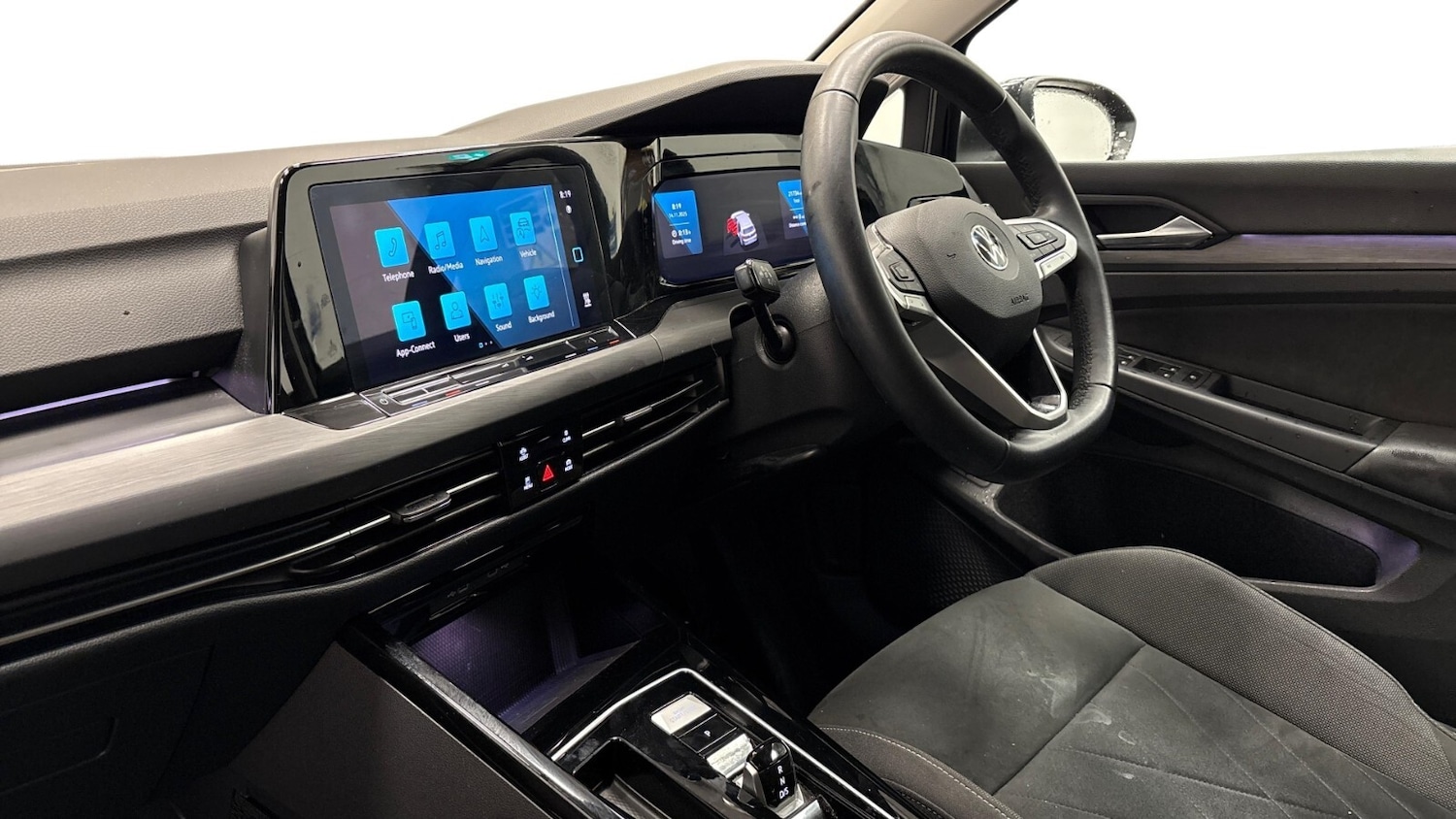 Used Volkswagen Golf 2022 for sale - 76901472: Photo 2