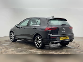 Used Volkswagen Golf 2022 for sale - 76901472: Photo