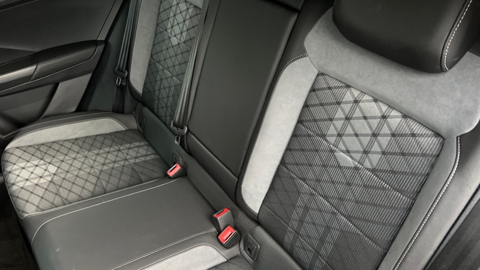 Used Volkswagen T-Roc 2022 for sale - 77042903: Photo 15