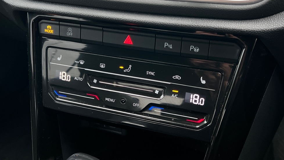 Used Volkswagen T-Roc 2022 for sale - 77042903: Photo 29