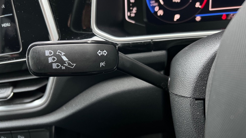 Used Volkswagen T-Roc 2022 for sale - 77042903: Photo 39