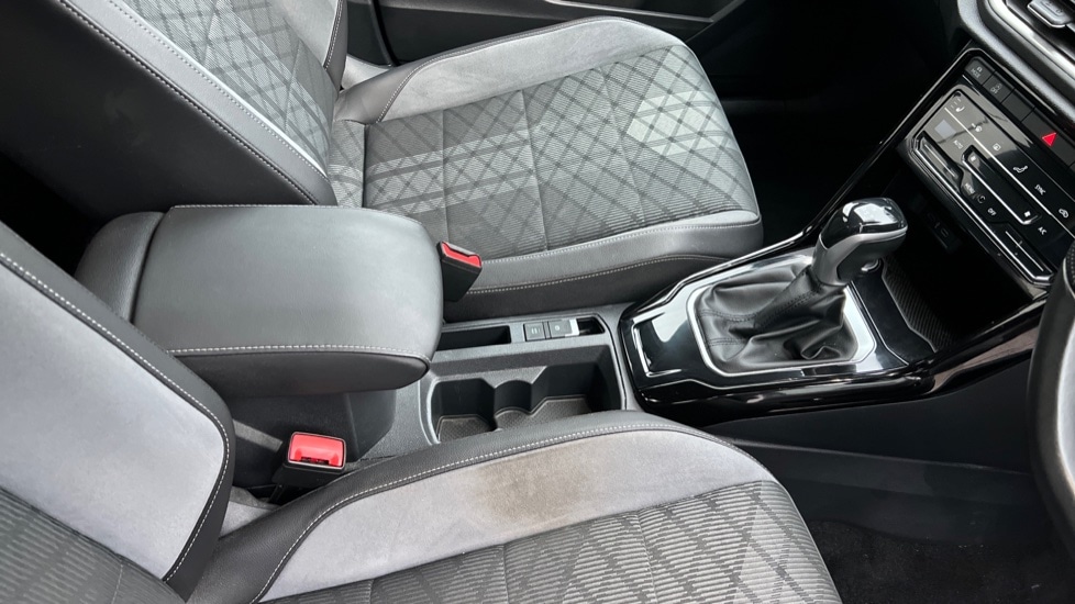 Used Volkswagen T-Roc 2022 for sale - 77042903: Photo 42