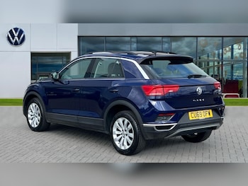 Used Volkswagen T-Roc 2019 for sale - 75735093: Photo