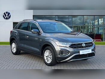 Used Volkswagen T-Roc 2023 for sale - 76901471: Photo