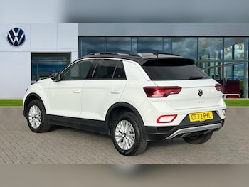 Used Volkswagen T-Roc 2022 for sale - 76452302: Photo