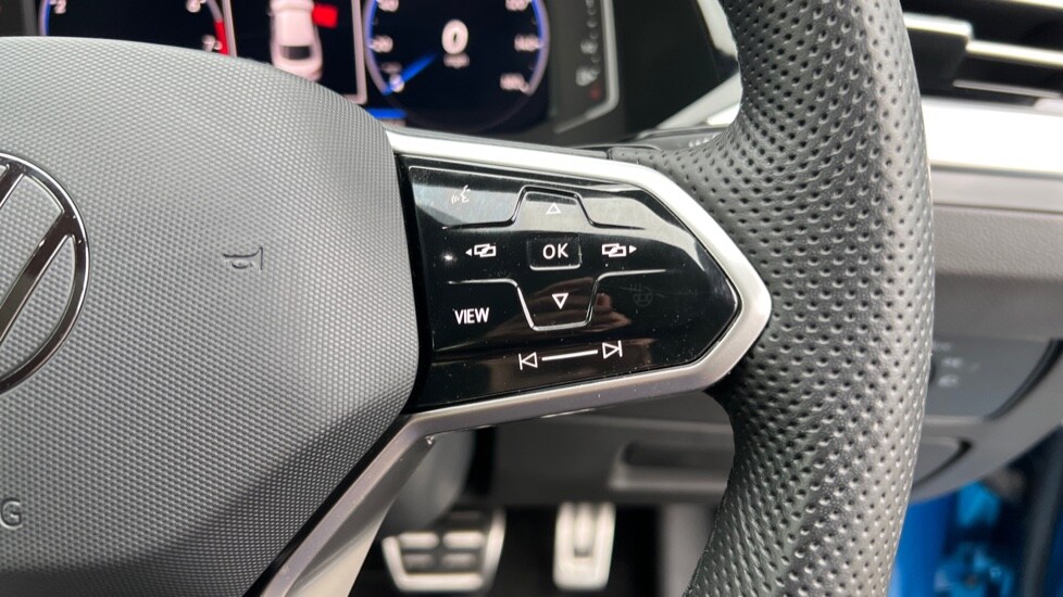 Used Volkswagen Arteon 2024 for sale - 76452297: Photo 31