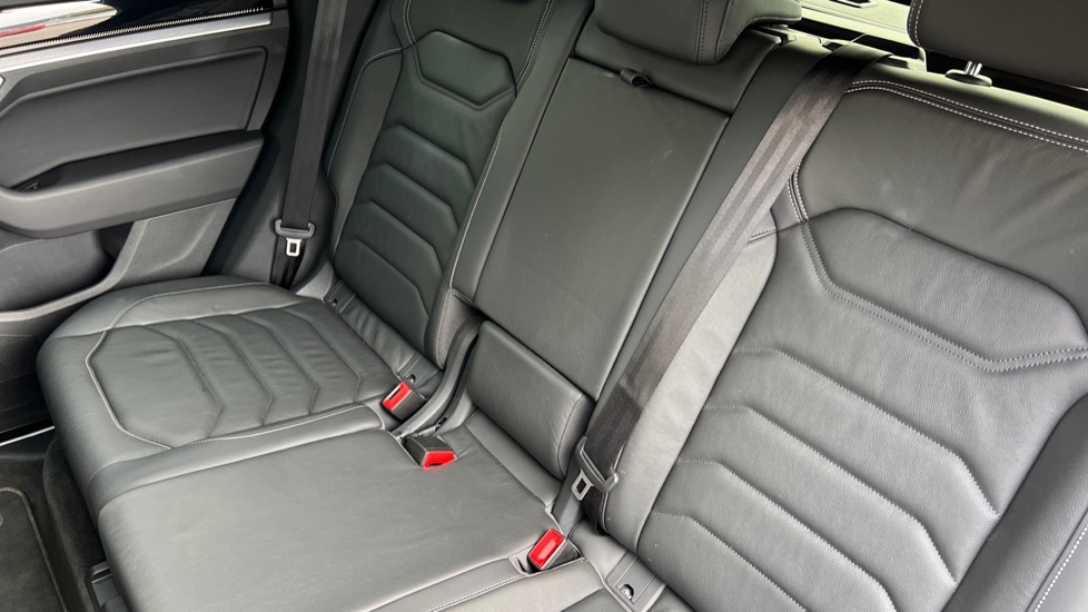 Used Volkswagen Touareg 2025 for sale - 76095972: Photo 15