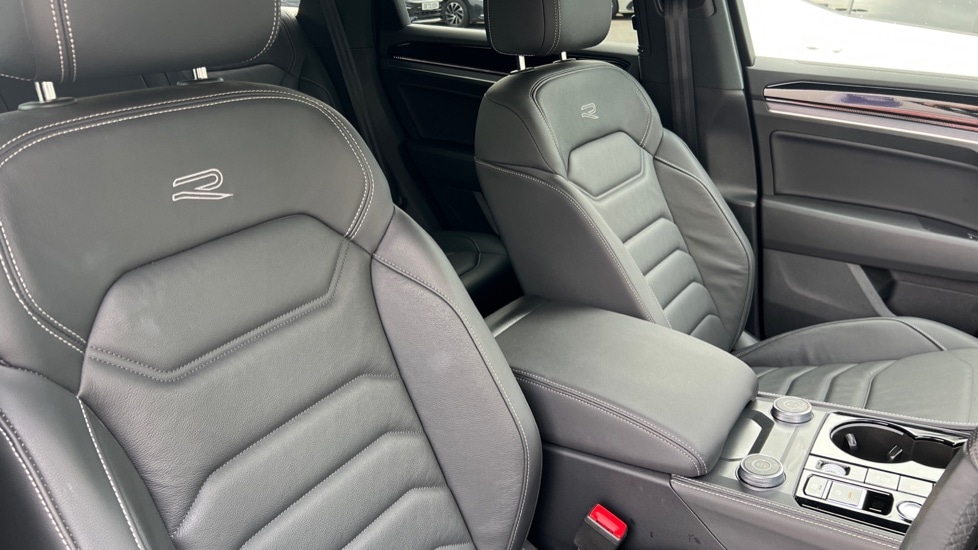 Used Volkswagen Touareg 2025 for sale - 76095972: Photo 36