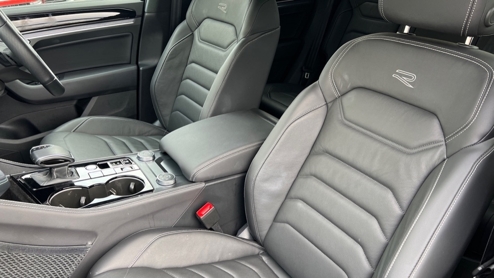 Used Volkswagen Touareg 2025 for sale - 76095972: Photo 37