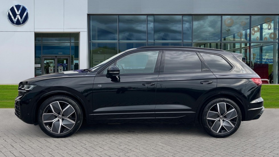 Used Volkswagen Touareg 2025 for sale - 76095972: Photo 9